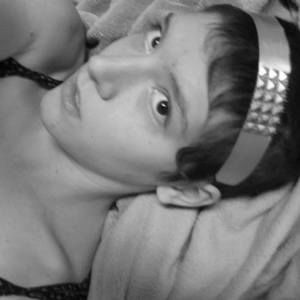 Meet your Posher, Arielle